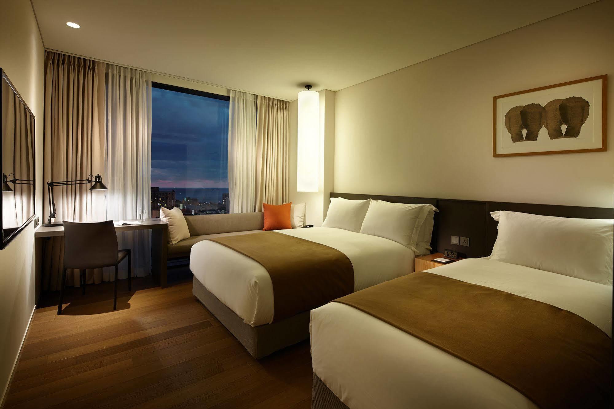 Shilla Seodaemun 4*